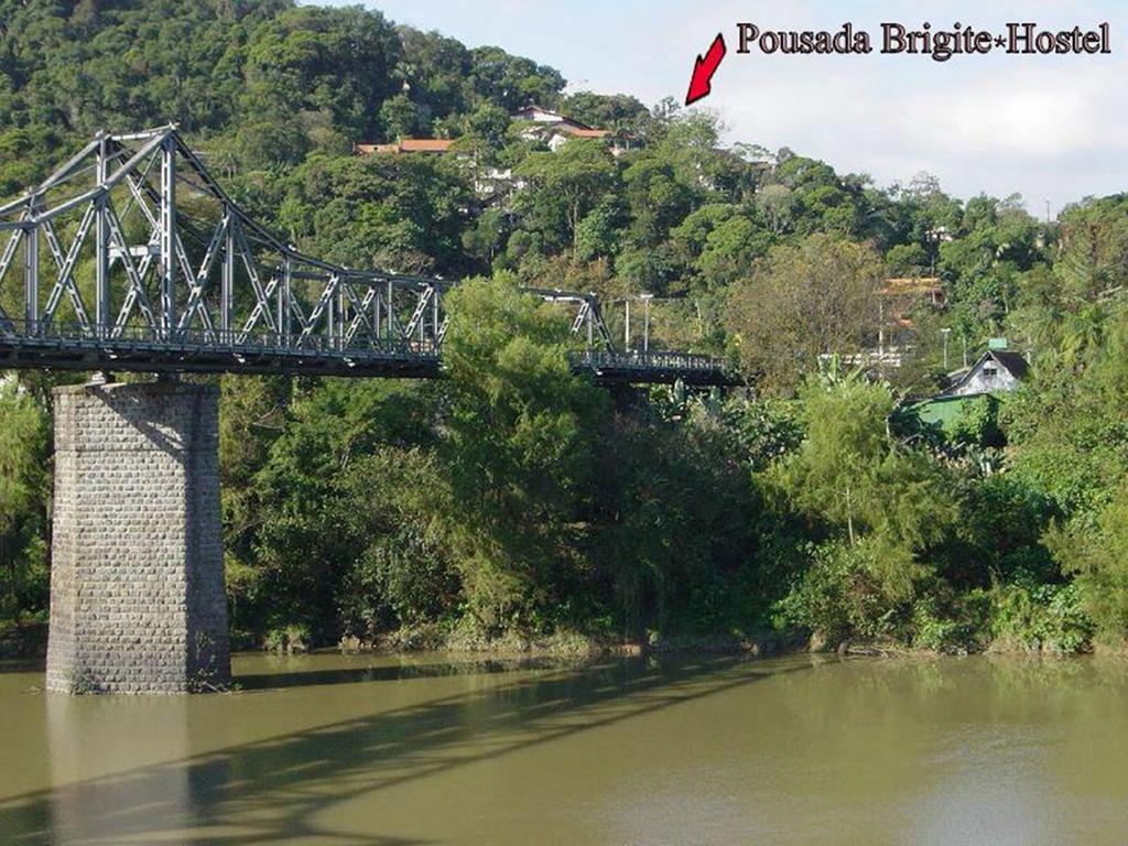 Pousada Brigite & Hostel Blumenau Luaran gambar